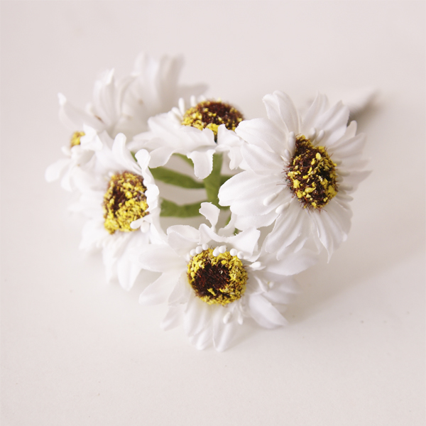 Букетик тканевых ромашек 6 штук , цвет белый