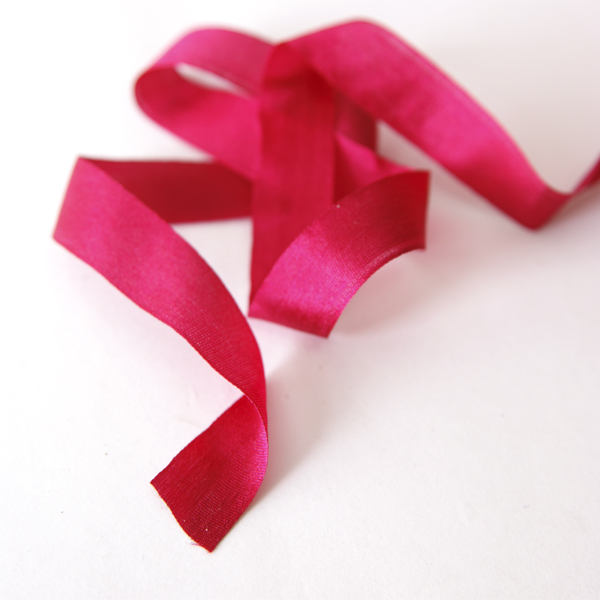 Лента шёлковая 13 мм. Цвет красно-малиновый катушка 9м