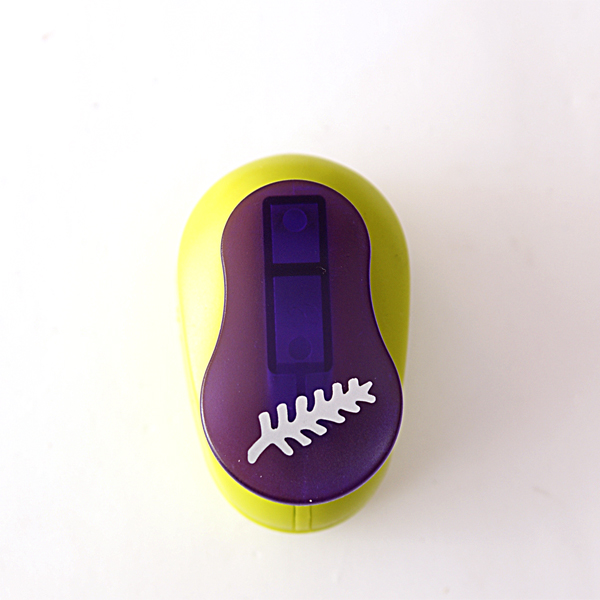 Фигурный дырокол MrPainter 2.5 см "Колосок"