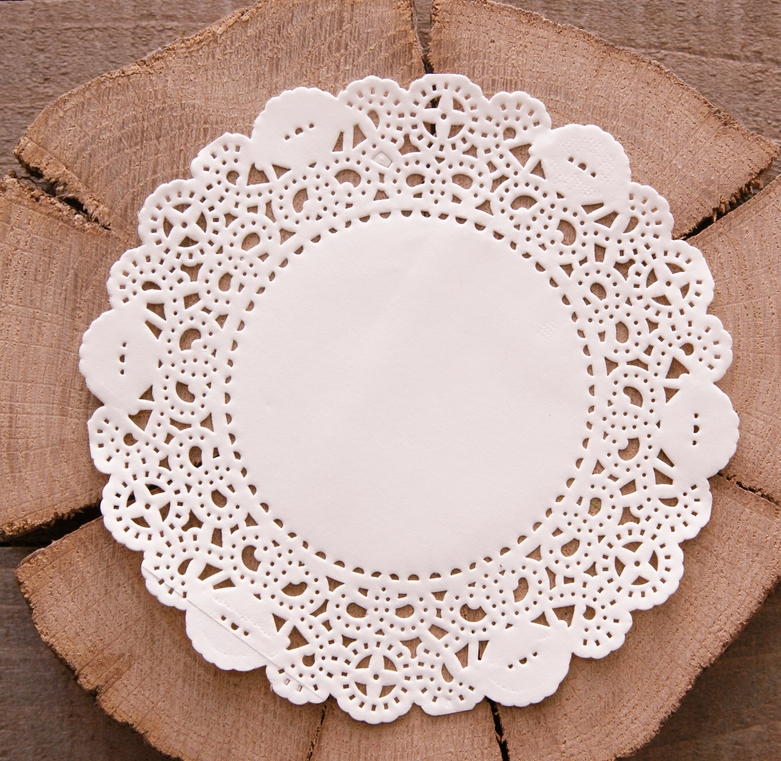Набор бумажных ажурных салфеток 11 см, цвет белый