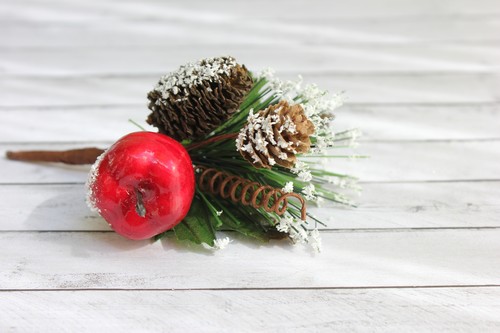 Букетик Hobby&You "Зимний с шишечкой и яблочком"