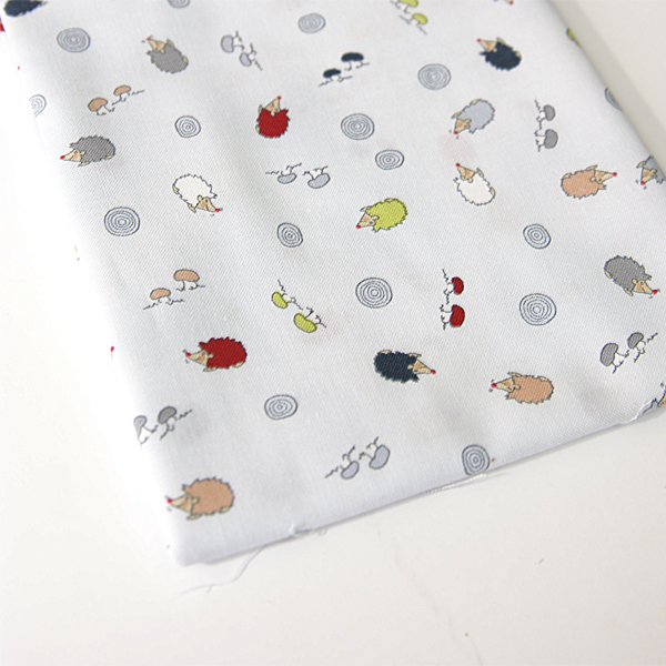 Ткань лоскутная 50 х 55 см "4500", ёжики на серо-голубом