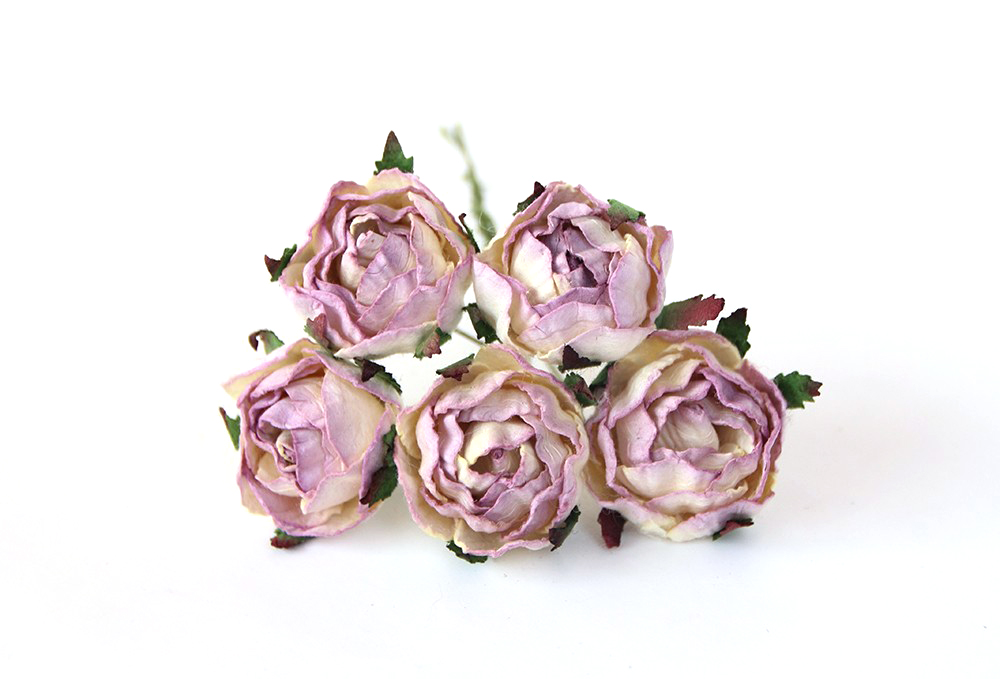 Букет ранункулюсов. Цвет кремовый с сиреневым