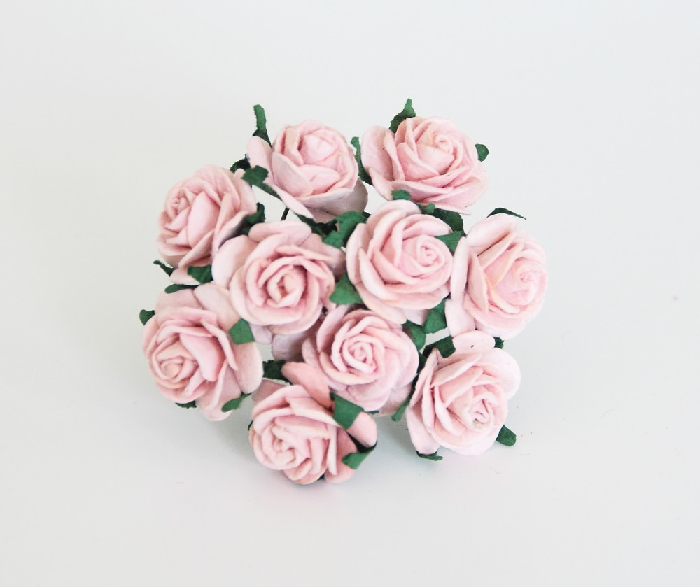 Букет роз 2 см. Цвет розово-персиковый