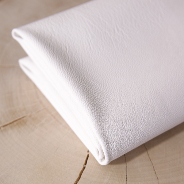 Искуственная кожа (экокожа), размер 35 х 50 см, цвет белый
