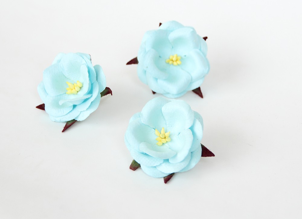 Цветок дикой розы, цвет мятный голубой, 1 шт