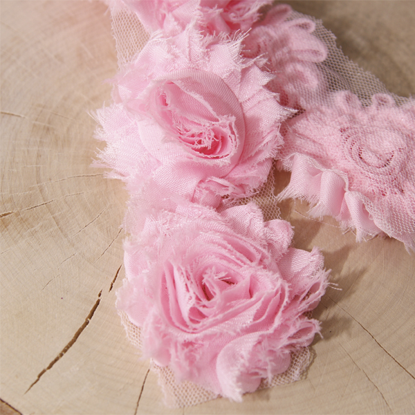 Лента с розами, цвет розовый