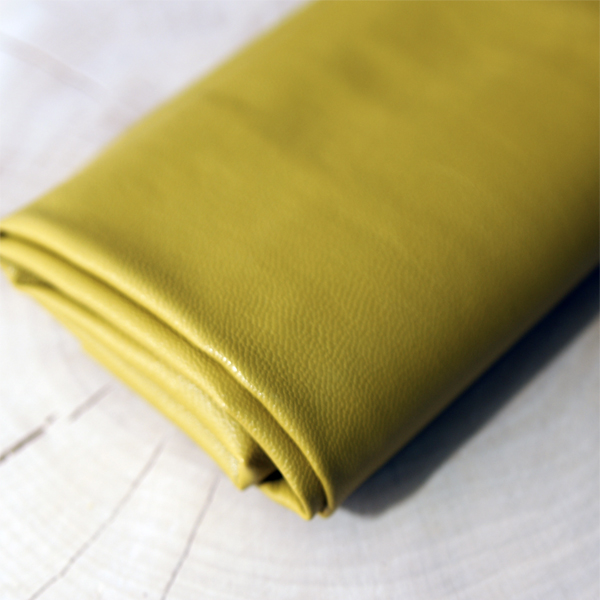 Кожзам корейский, отрез 35 х 50 см, цвет горчичный