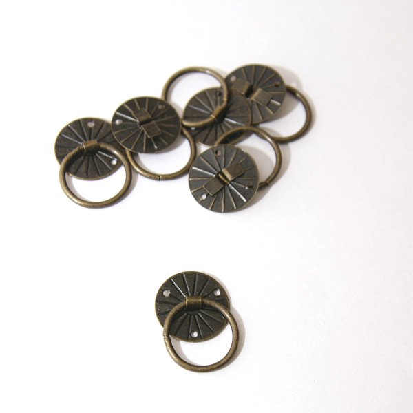 Ручка декоративная круглая с кольцом. Цвет античный бронзовый (480)