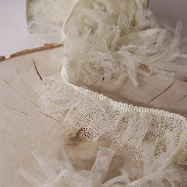 Лента-бахрома 30 мм. Цвет кремовый