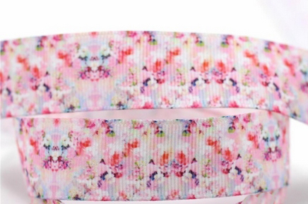 Лента репсовая 13 мм с рисунком "Розовые лепестки".