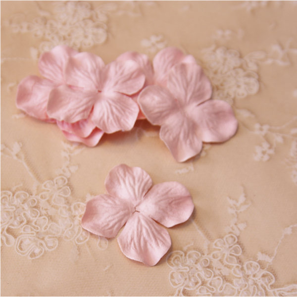 Гортензия 4 см, цвет розово-персиковый