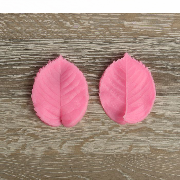 Молд 8,2х6,3х1,5 см "Листочки"