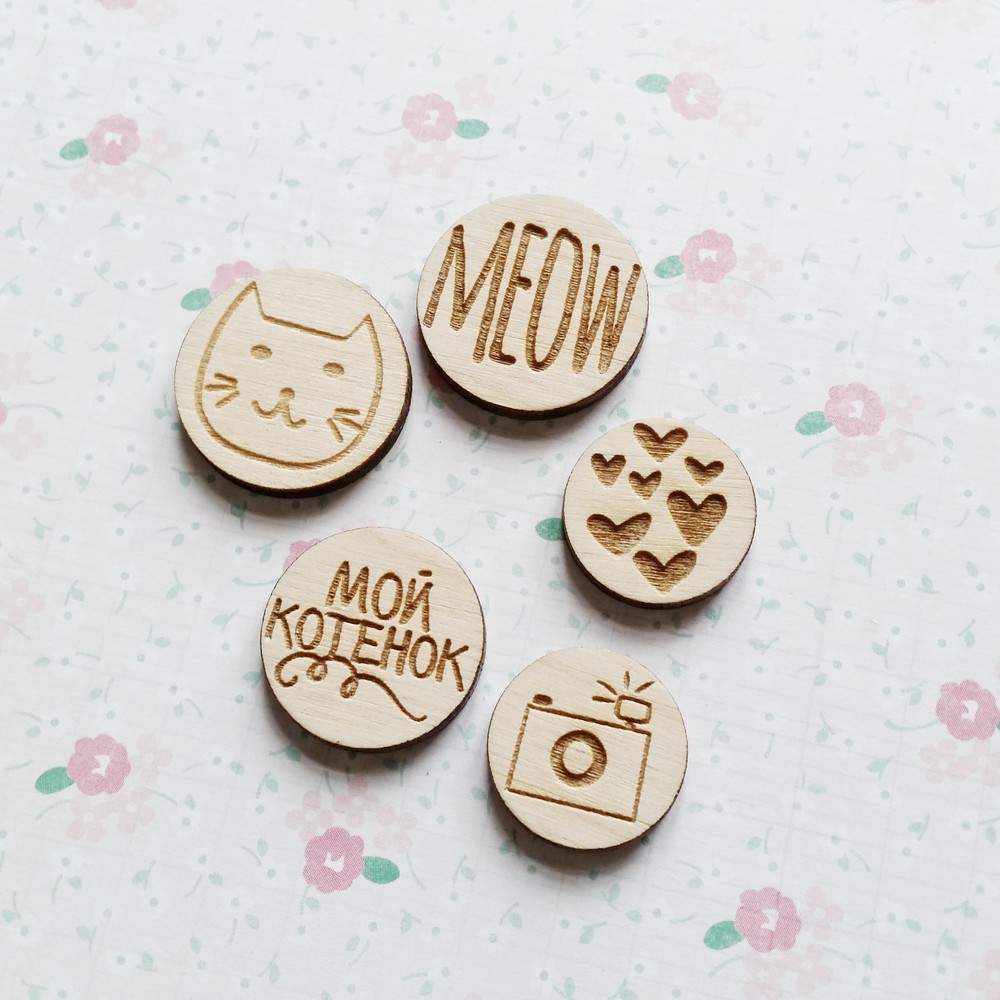 Деревянный декор WoodCraft "Фишки Meow"