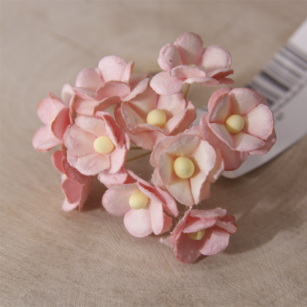 Букет цветов вишни 15 мм. Цвет бледный розово-периковый