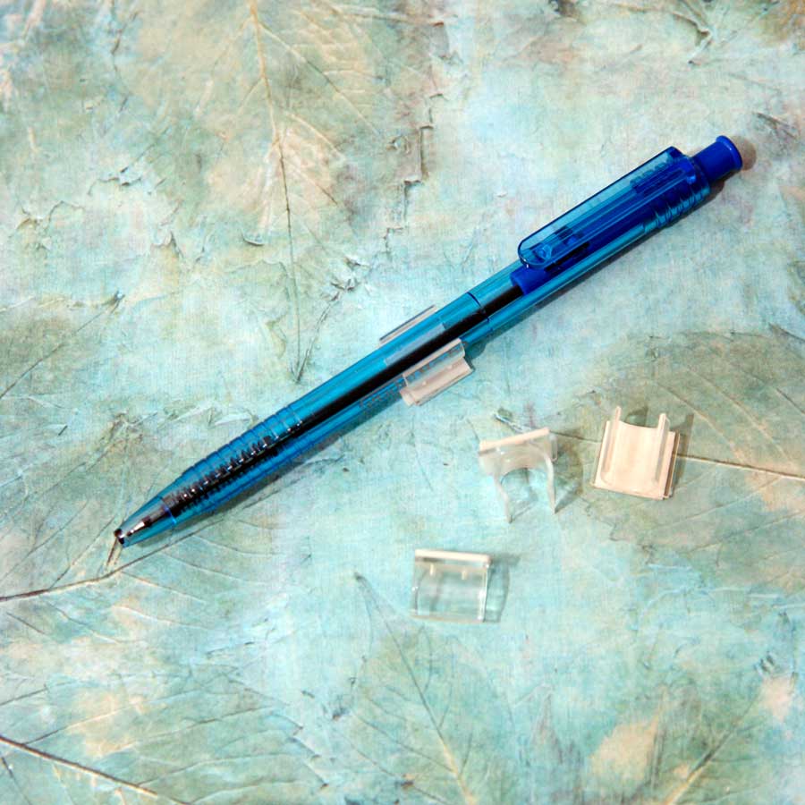 Прозрачный пластиковый держатель для крепления ручек