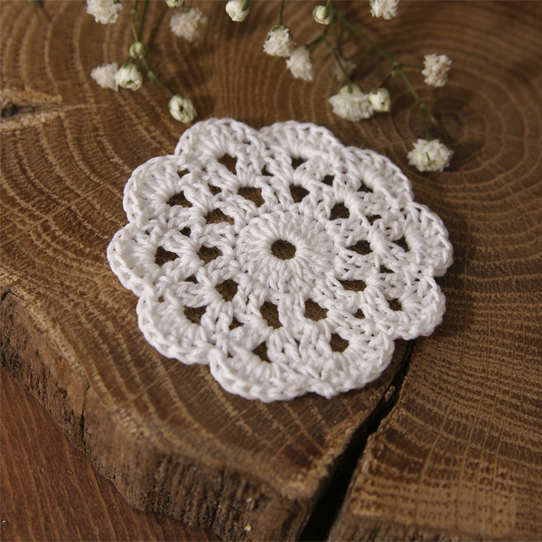 Салфеточка вязаная 4,5 см "Чайная", цвет белый