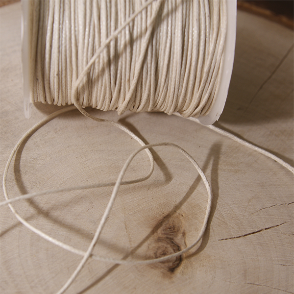 Вощённый шнур 1 мм. Цвет бело-кремовый