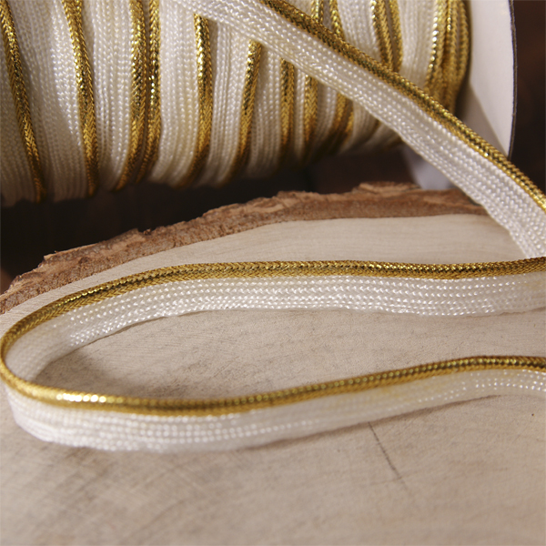 Лента для каптала, золотая окантовка, ширина 0.8 см.