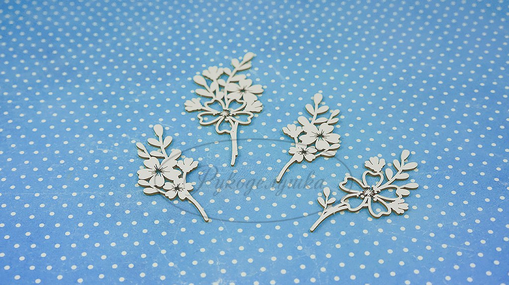 Вырубка из чипборда Рукоделушка "Веточки с цветочками 1"