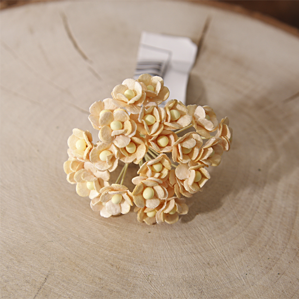 Букет "Цветы вишни 1 см" 25 шт Кремово-персиковый