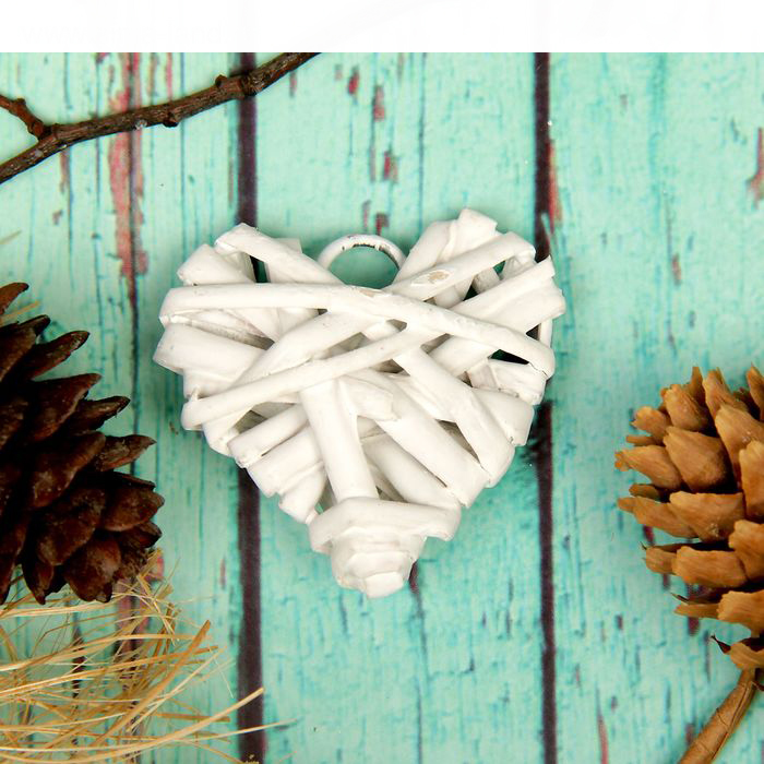 Украшение из ротанга "Сердце", 5 х 4,5 см.