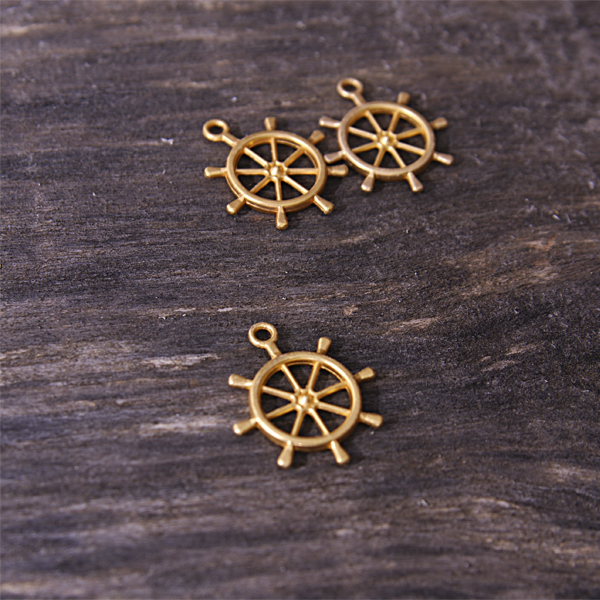 Подвеска "Штурвал",цвет золотой