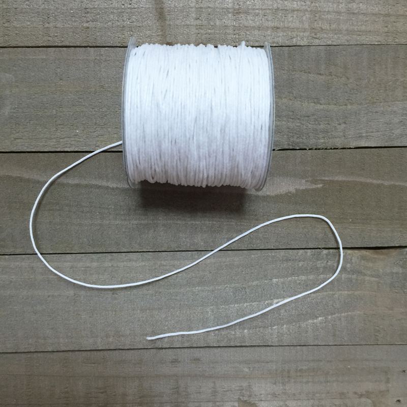 Вощённый шнур  1 мм. Цвет белый.