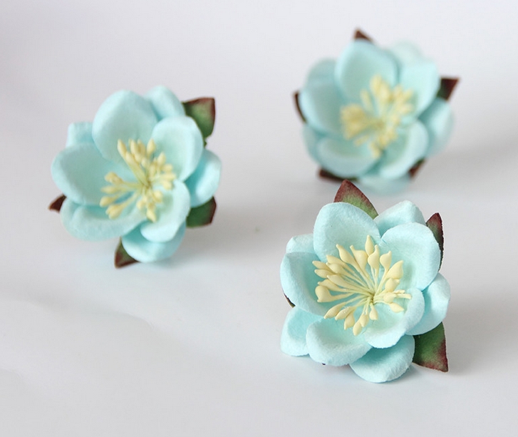 Цветок сакуры, цвет мятный голубой 1 шт