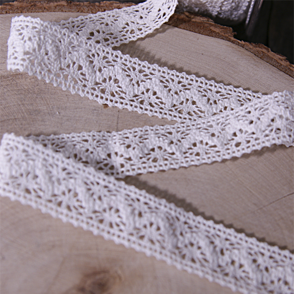 Кружево вязаное хлопок1,8 см, цвет молочный белый