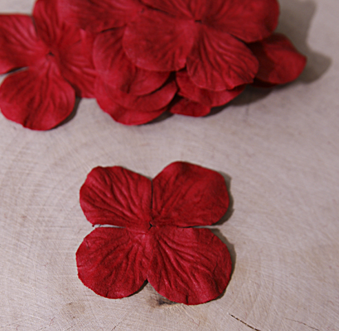 Гортензия 4 см, цвет красный