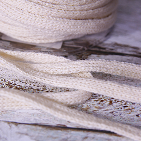 Тесьма шерстяная "Шарфик" 8 мм, цвет кремовый