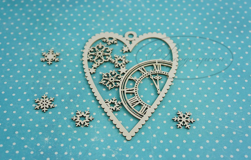 Вырубка из чипборда Рукоделушка "Новогоднее сердечко 1"