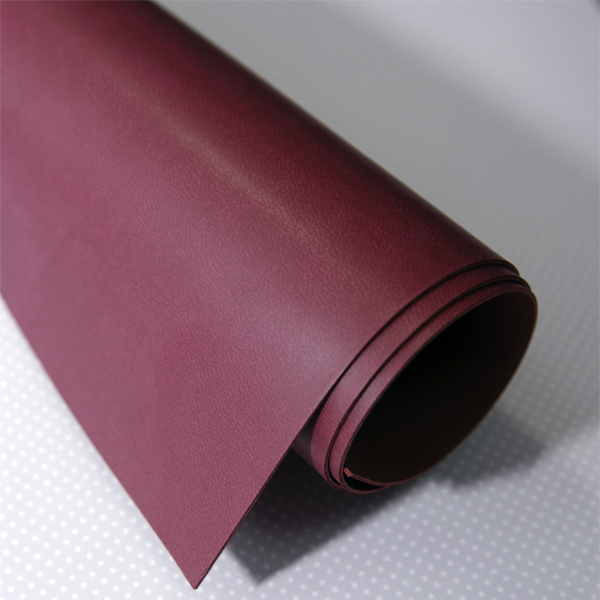 Кожзам переплётный 33 х 70 см. Цвет винный