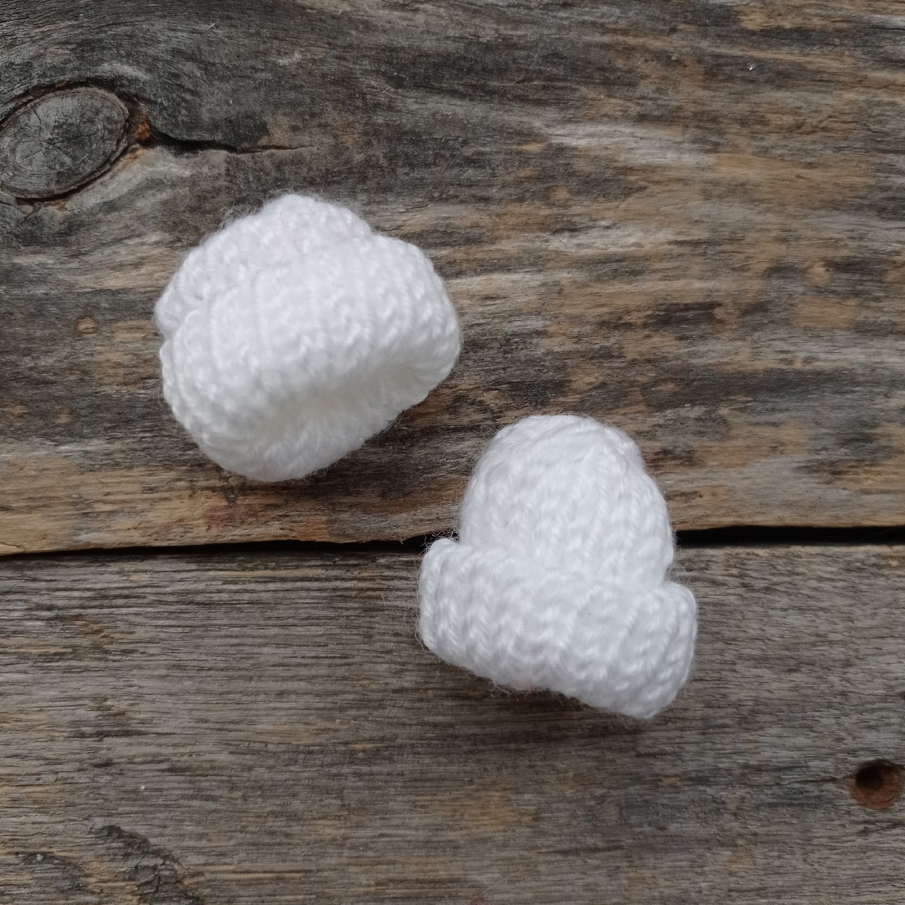 Шапочка вязаная Белая