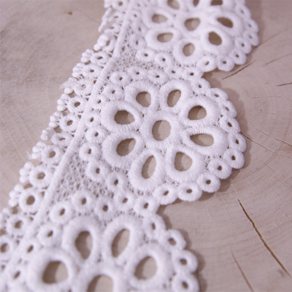 Кружево 8 см "Цветок-фестон" , цвет молочный белый