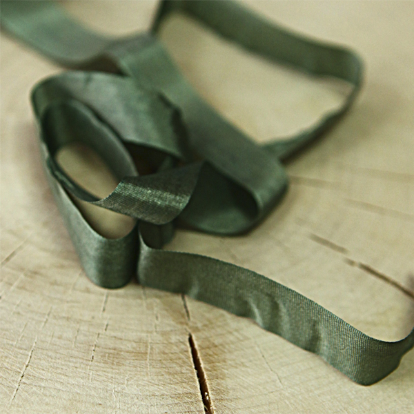 Лента шёлковая 13 мм. Цвет алое