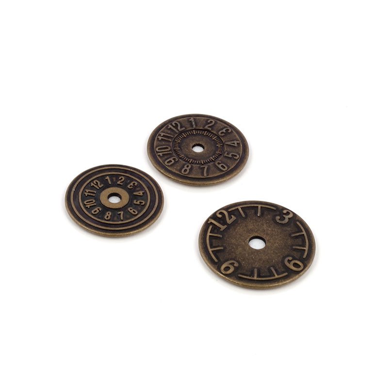 Набор металлических украшений "Циферблаты №2"