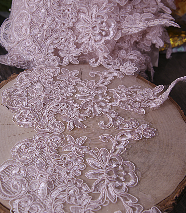 Кружево на органзе 23 см " Цветы", цвет нежно-розовый