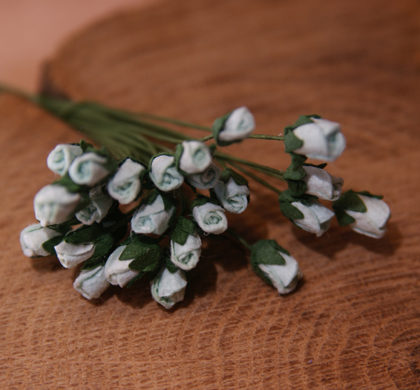 Букет микро-бутонов роз полуоткрытых, 25 штук, цвет голубой