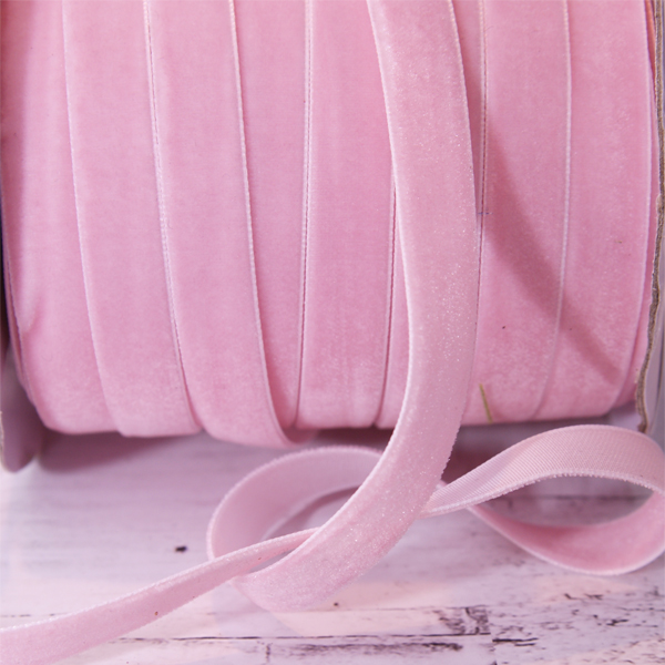 Лента бархатная 12 мм. Цвет нежно-розовый