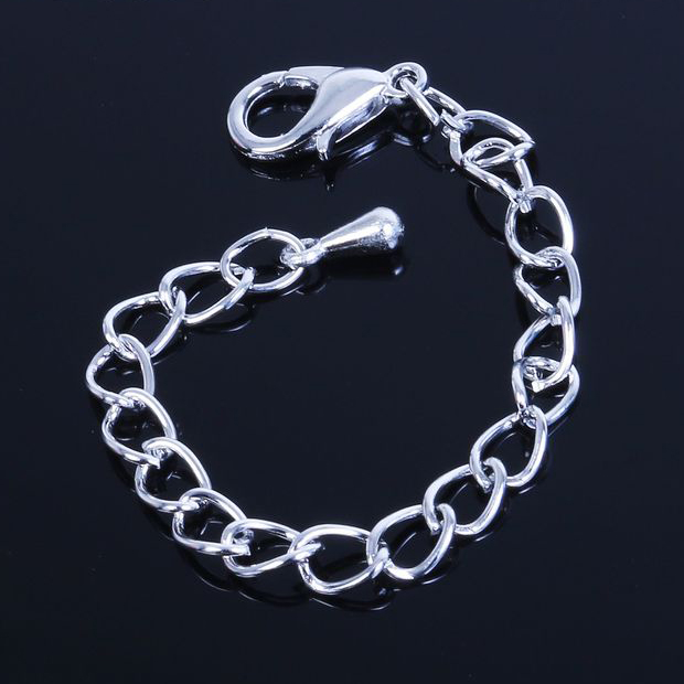 Цепочка с карабином, длина 7 см, цвет серебряный (704)