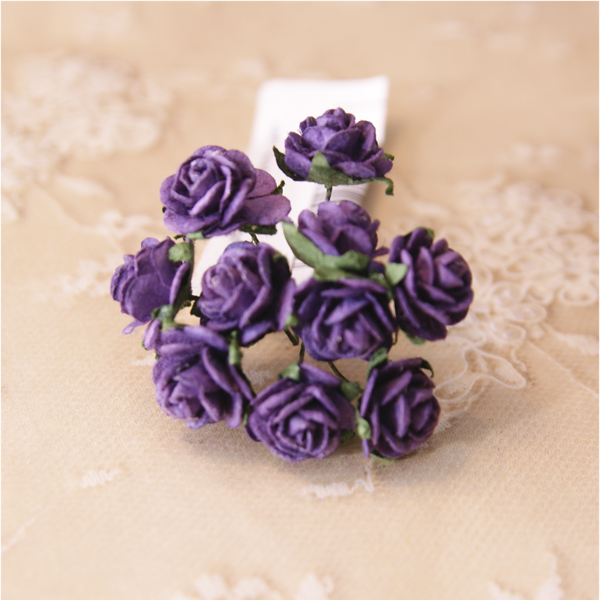 Букет мини-розочек 1,5 см открытых. Цвет фиолетовый