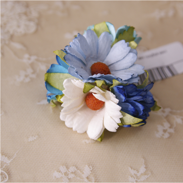 Букет ромашек 4 см, цвет голубой микс