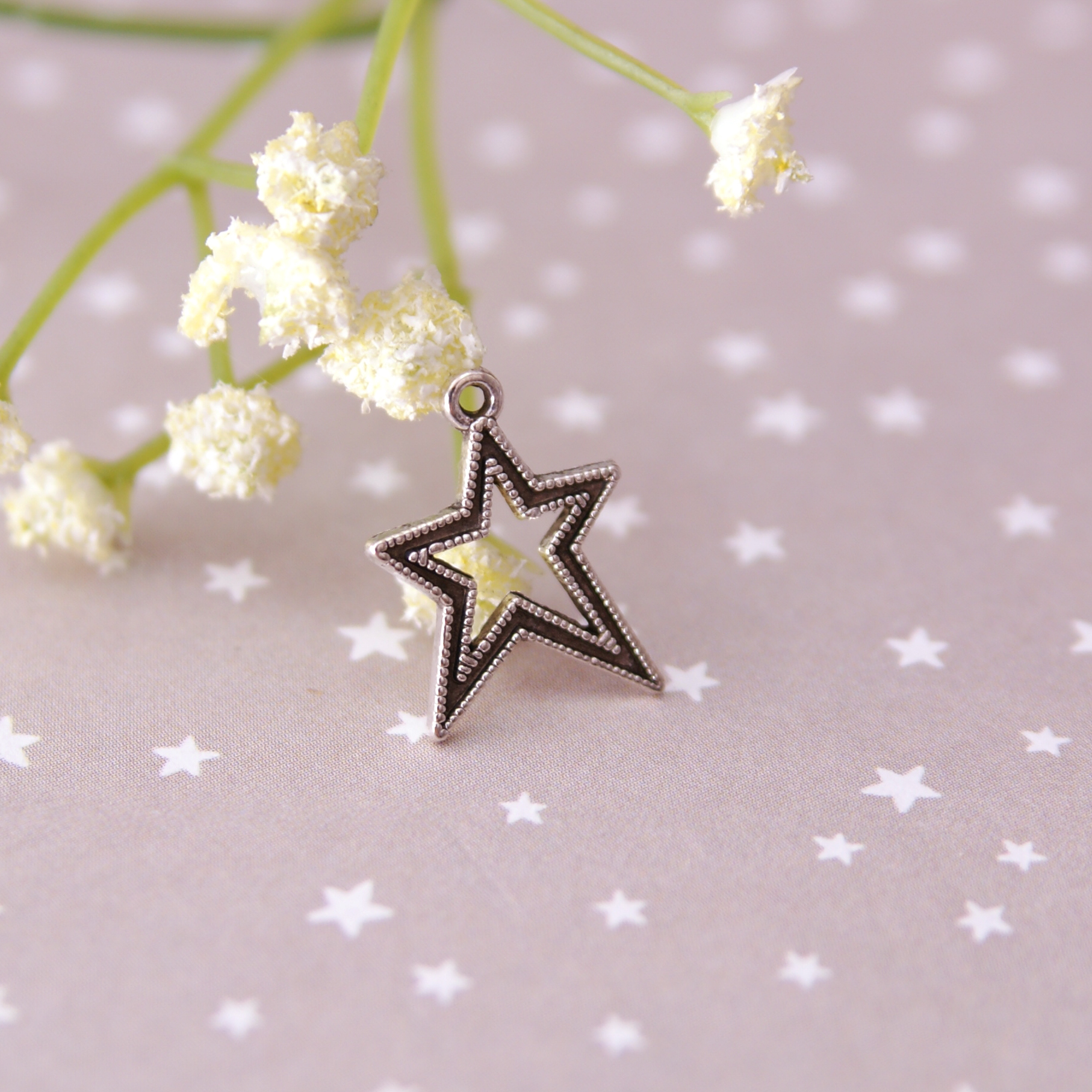 Подвеска металлическая "Звезда". Цвет серебряный. (371)