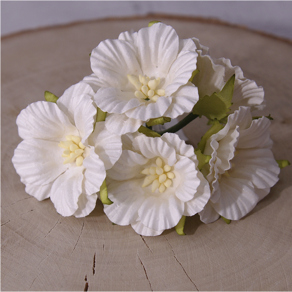 Букет вьюнков 4 см, цвет белый