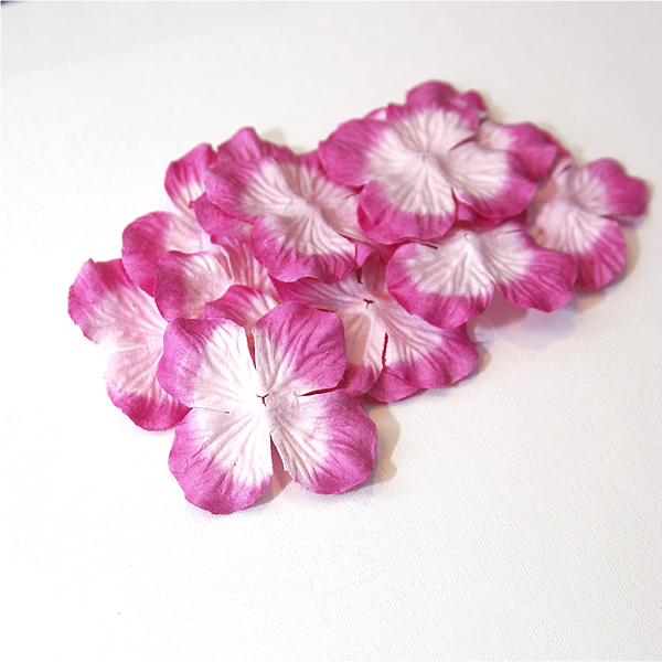 Гортензия 4 см, цвет розовый с розовыми кончиками