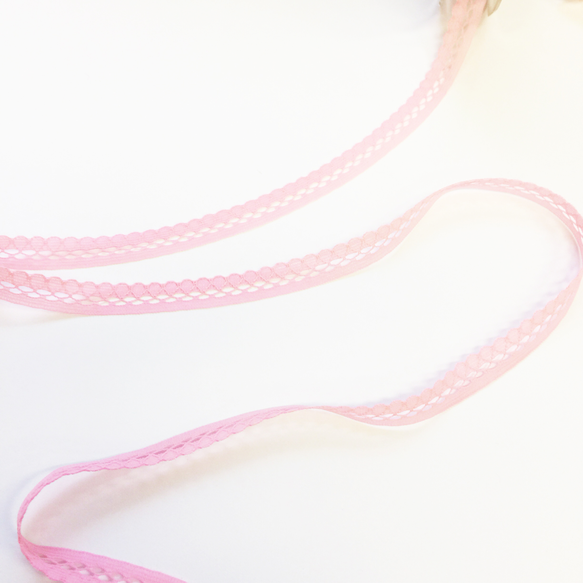 Кружево нейлоновое 1 см, цвет розовый (№1)