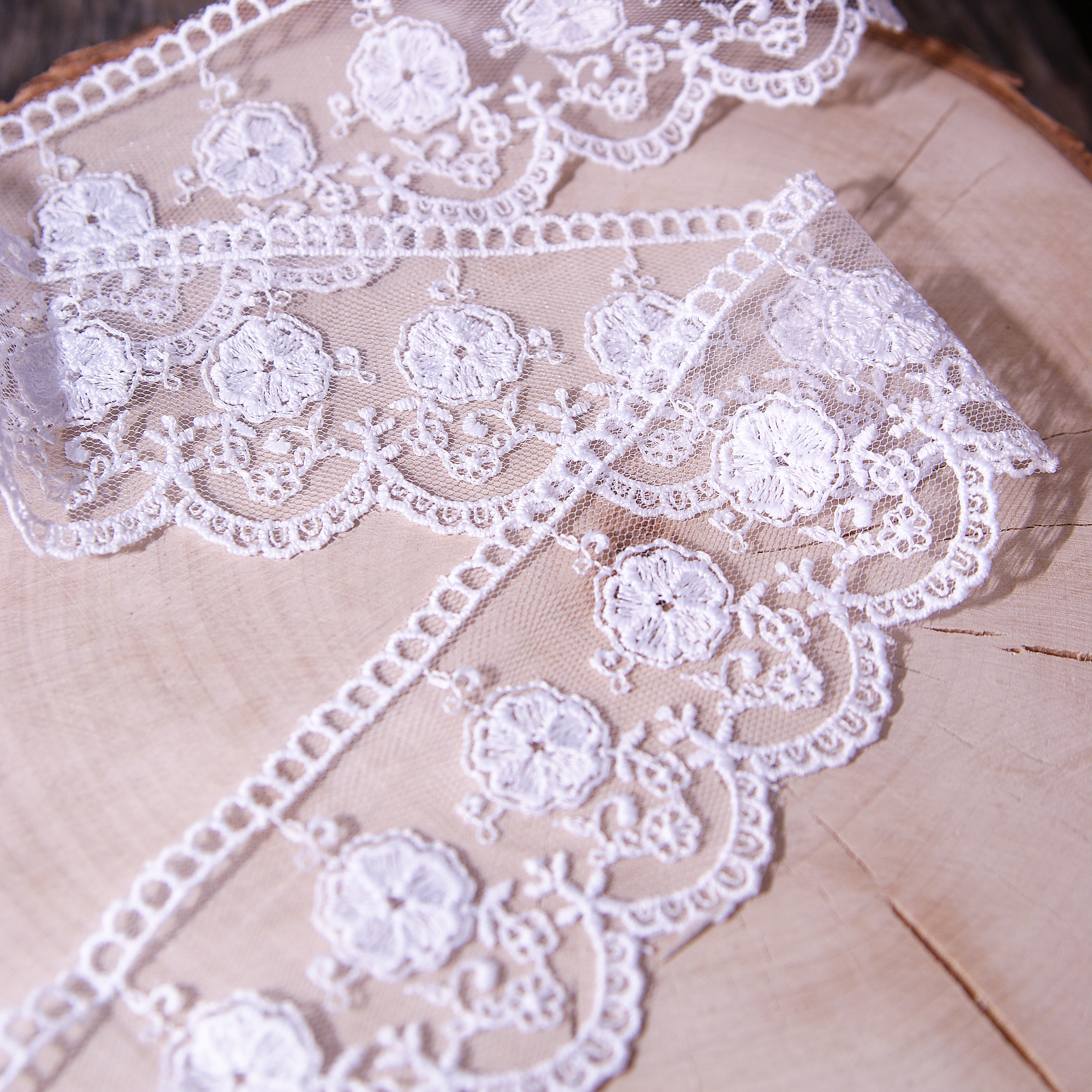 Кружево 5 см на сетке "Цветок и фестон", цвет белый