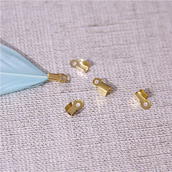 Зажим с подвесом , цвет золотой (752)